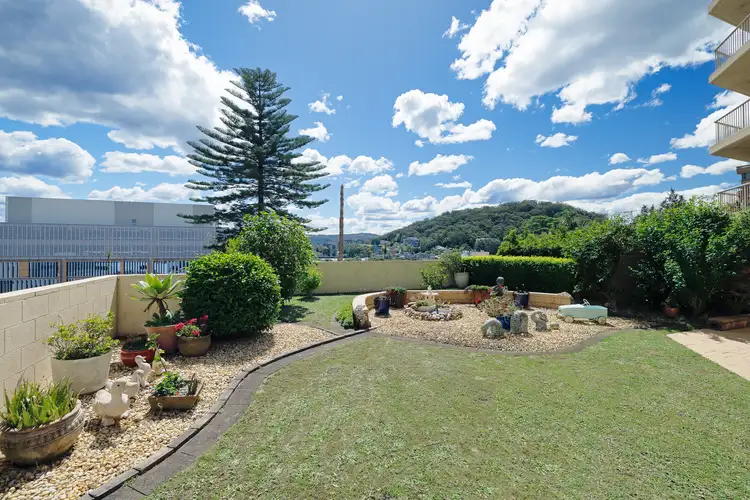 2/127 Georgiana Terrace, Gosford NSW 2250