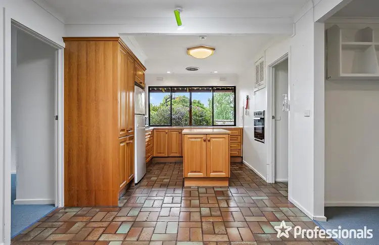Second view of Homely house listing, 10 Highpoint Avenue, Mooroolbark VIC 3138