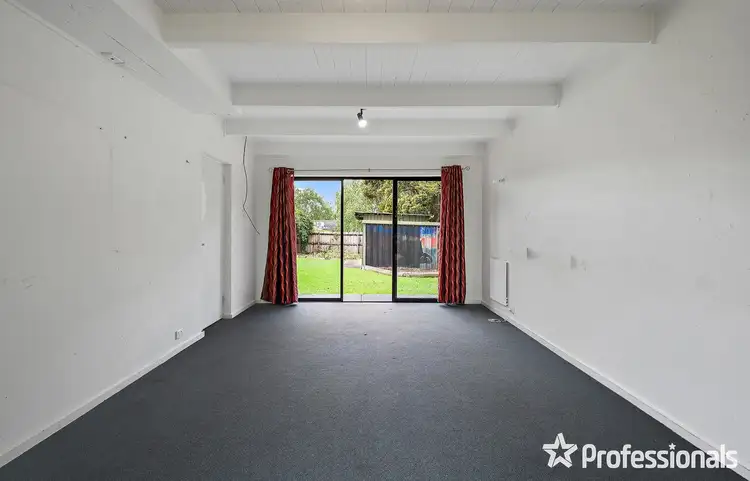 Third view of Homely house listing, 10 Highpoint Avenue, Mooroolbark VIC 3138