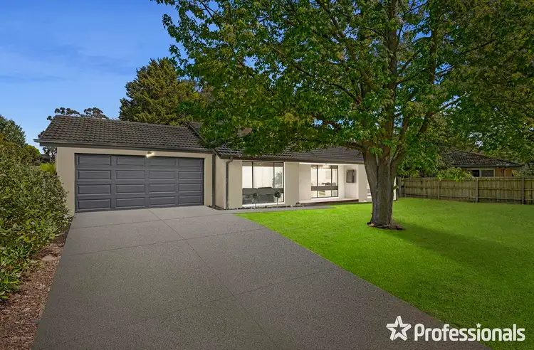 14 Lancaster Road, Mooroolbark VIC 3138