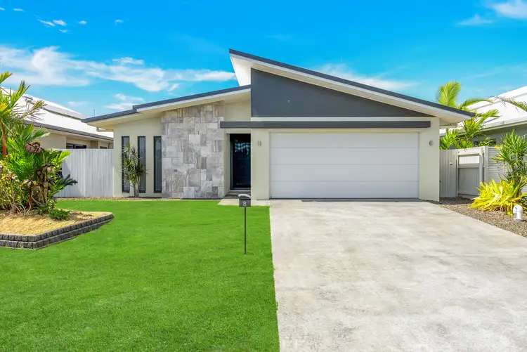 8 Charringa Link, Smithfield QLD 4878