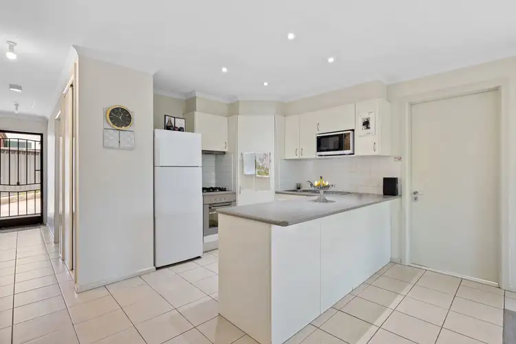Fourth view of Homely house listing, Unit/2/ 206 Neale Street, Flora Hill VIC 3550