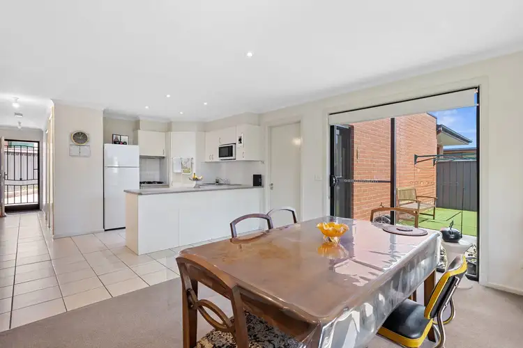 Fifth view of Homely house listing, Unit/2/ 206 Neale Street, Flora Hill VIC 3550