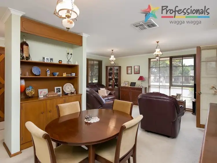 Sixth view of Homely house listing, 2 Telopea Crescent, Wagga Wagga NSW 2650