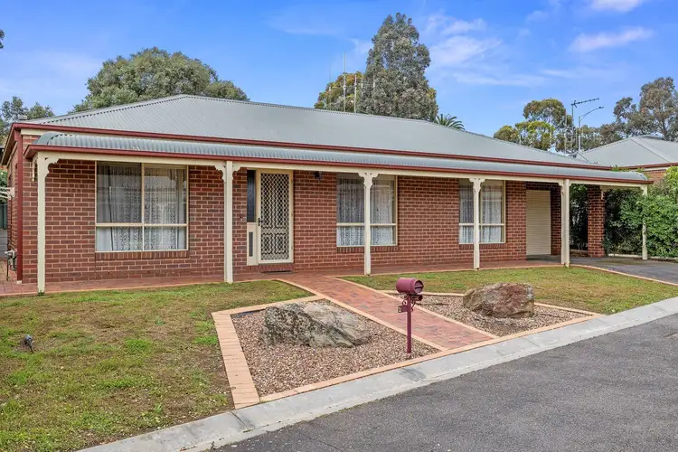4/1 Curtin Street, Flora Hill VIC 3550