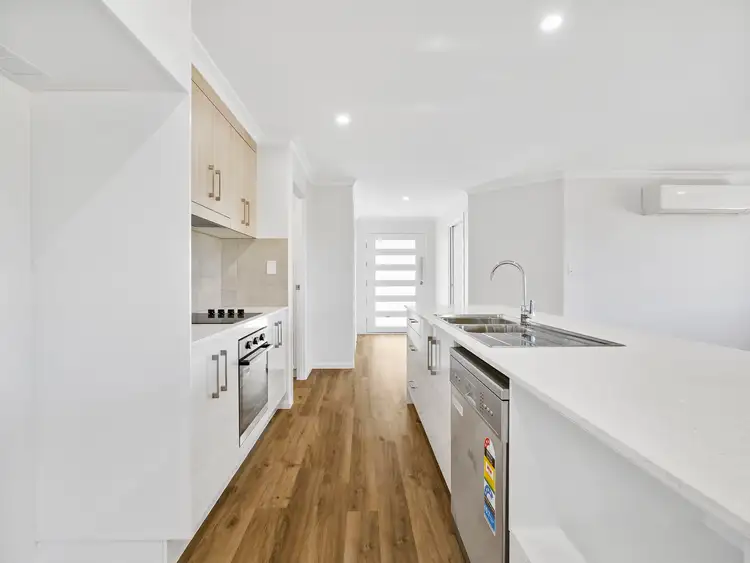 Sixth view of Homely house listing, 37 Amalfi Drive, Zilzie QLD 4710