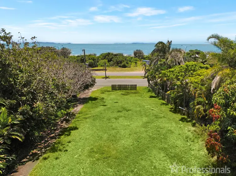 82 Farnborough Road, Meikleville Hill QLD 4703