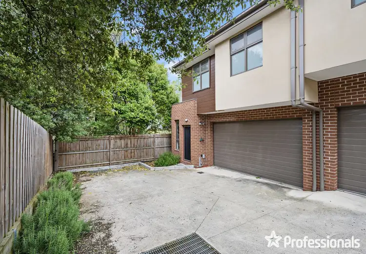 Main view of Homely townhouse listing, 5/16 Rosella Avenue, Boronia VIC 3155