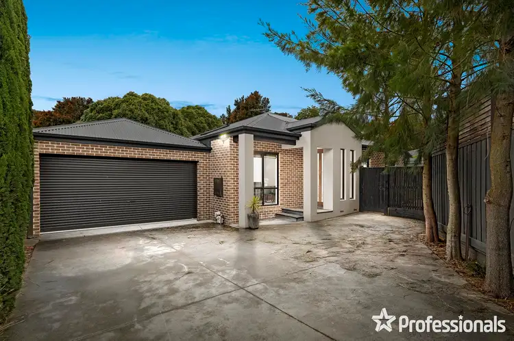 12a Dobell Place, Mooroolbark VIC 3138