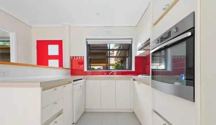 Fifth view of Homely townhouse listing, 2/98 O'Shanassy Street, North Melbourne VIC 3051