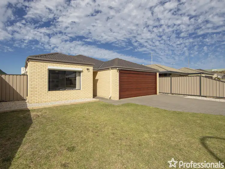 Third view of Homely house listing, 7 Cayenne Street, Wattle Grove WA 6107