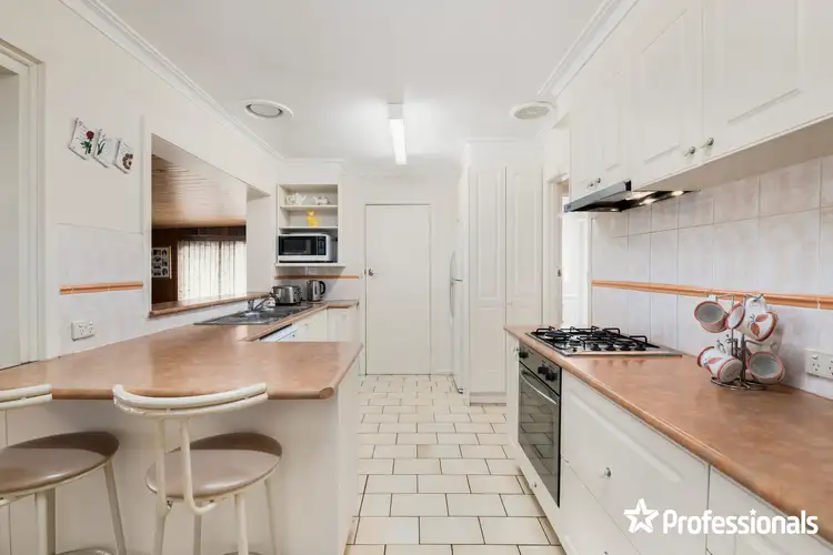 Second view of Homely house listing, 5 Allanfield Crescent, Wantirna South VIC 3152