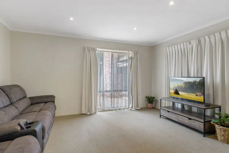 Second view of Homely house listing, 25 Robertson Street, Epsom VIC 3551