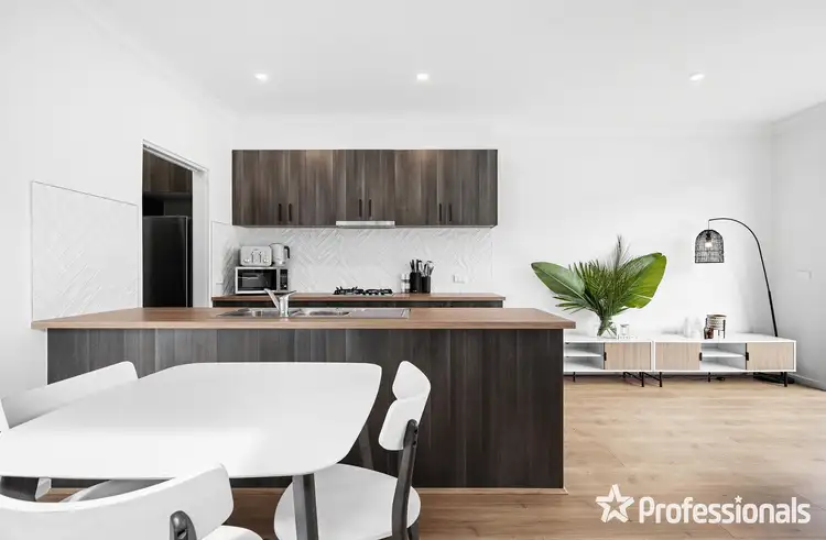 Third view of Homely townhouse listing, 6 Lucinley Close, Kilsyth VIC 3137