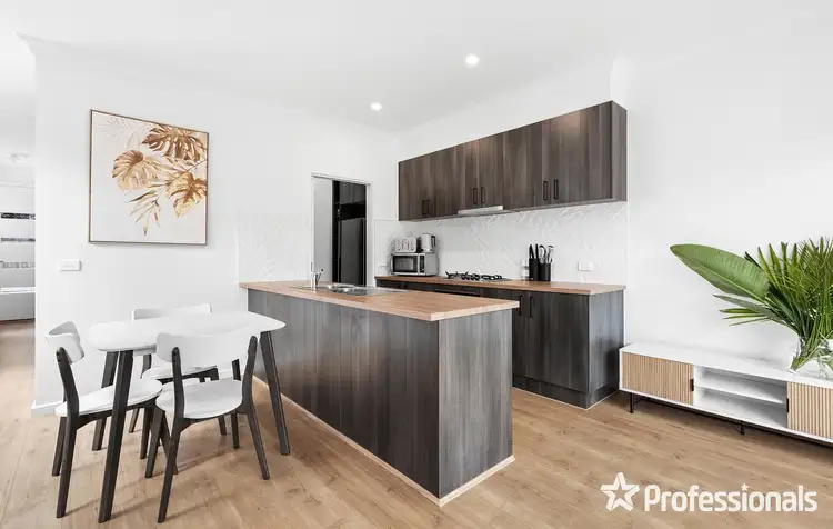 Fourth view of Homely townhouse listing, 6 Lucinley Close, Kilsyth VIC 3137