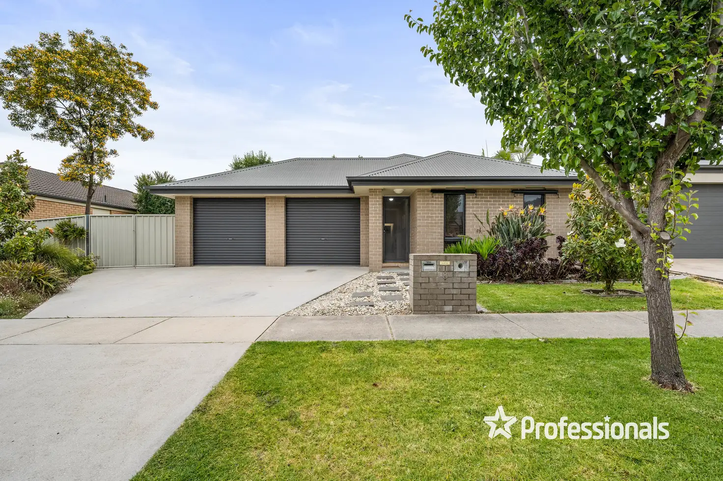 Main view of Homely house listing, 8 Condamine Street, Wodonga VIC 3690