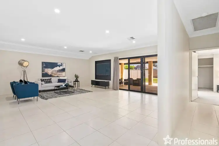 Seventh view of Homely house listing, 7 Gillings Parade, Wattle Grove WA 6107
