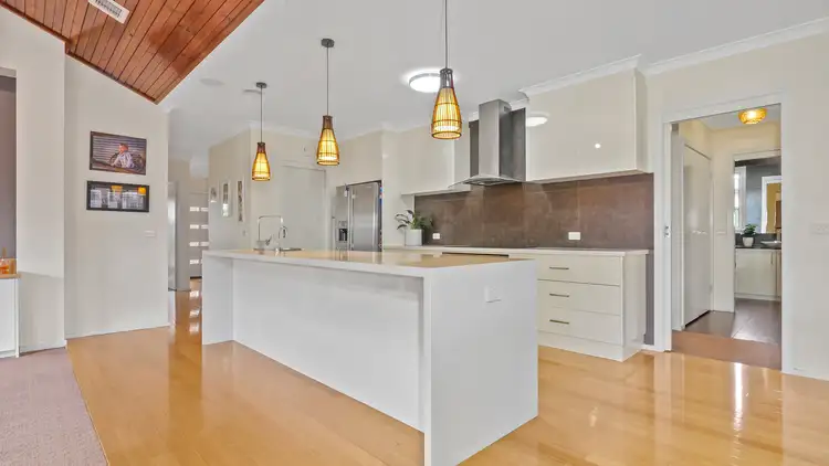 Second view of Homely house listing, 8 Wagtail Drive, Kialla VIC 3631