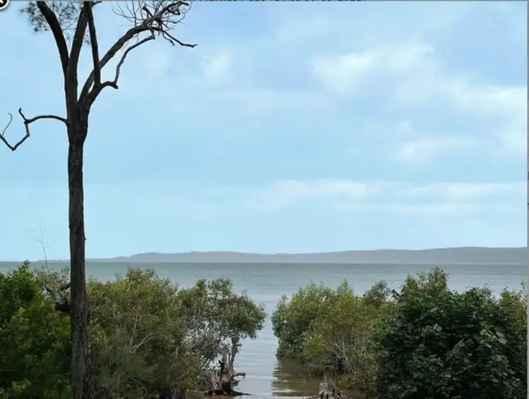 40 Calm Waters Crescent, Macleay Island QLD 4184
