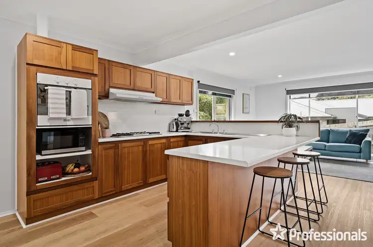 Fifth view of Homely house listing, 14 Zina Grove, Mooroolbark VIC 3138
