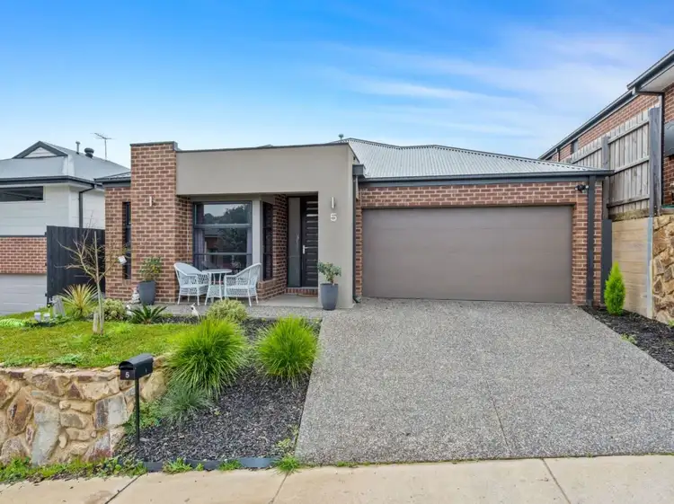 5 Lancer Way, Chirnside Park VIC 3116