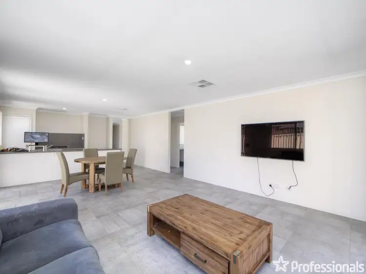 Sixth view of Homely house listing, 15 Dilabert Lane, Wattle Grove WA 6107