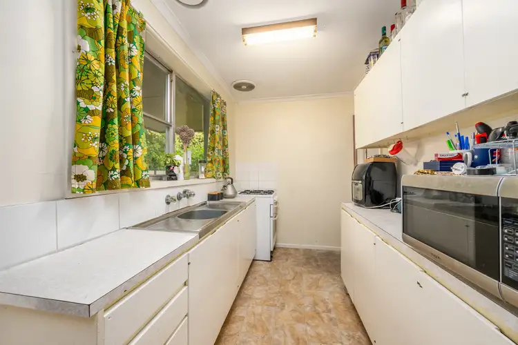 Fifth view of Homely house listing, 4 Berkshire Court, Shepparton VIC 3630