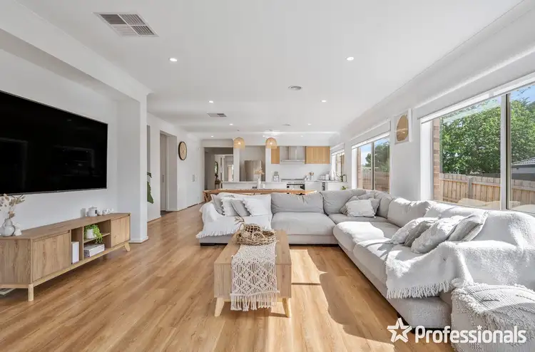 Second view of Homely house listing, 25 English Street, Seville VIC 3139