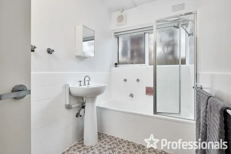 Fifth view of Homely flat listing, 2/41 Clarence Street, Elsternwick VIC 3185