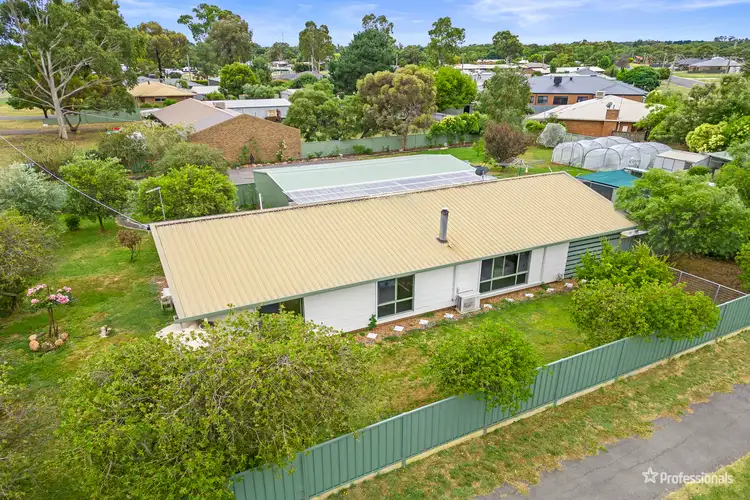 Main view of Homely house listing, 17 Victoria Street, Carisbrook VIC 3464