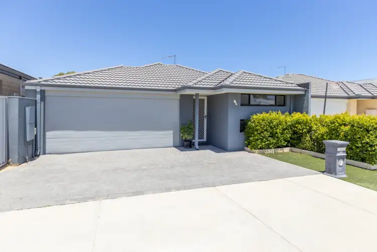 26 Limari Place, Sinagra WA 6065