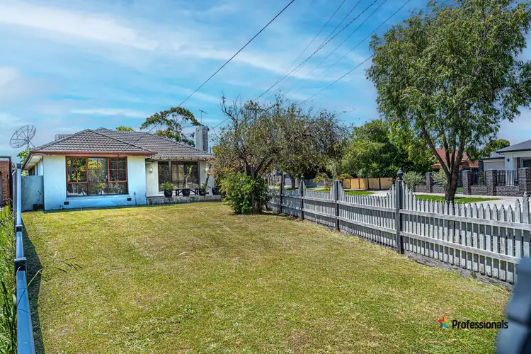 Second view of Homely house listing, 2 Milton Street, Glenroy VIC 3046