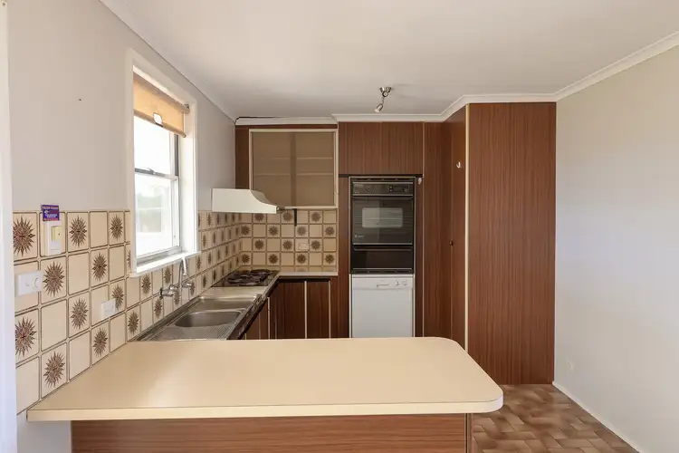 Fifth view of Homely house listing, 17 McCann Crescent, Kerang VIC 3579