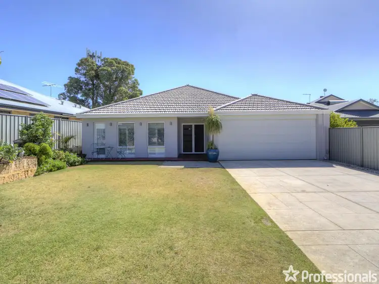 7 Woronora Close, Maida Vale WA 6057