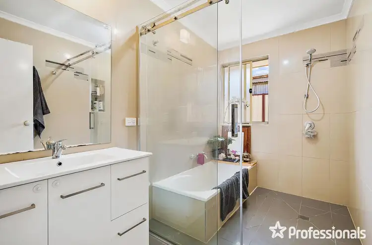 Sixth view of Homely unit listing, 2/30 Narcissus Avenue, Boronia VIC 3155