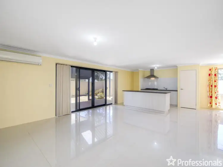 2 Korad Terrace, Forrestfield WA 6058