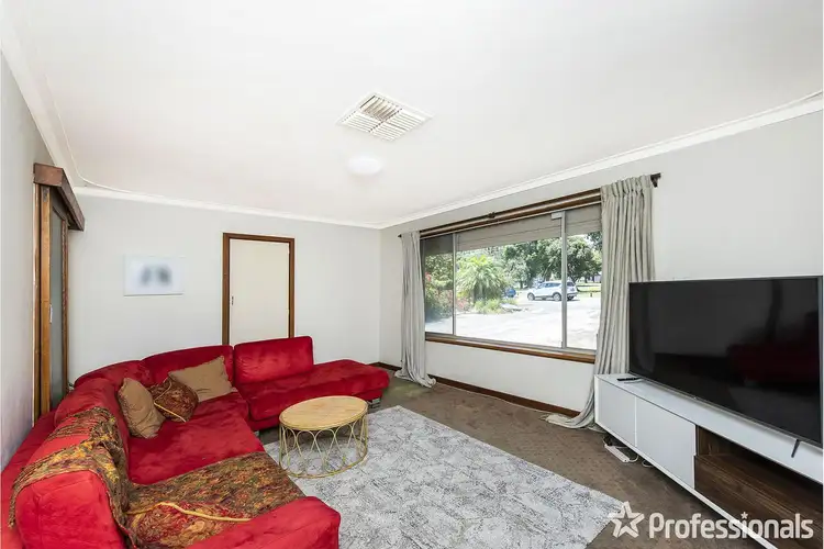 Second view of Homely house listing, 32 Albemarle Way, High Wycombe WA 6057