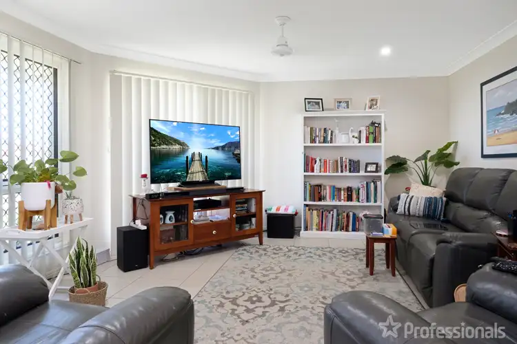 Third view of Homely house listing, 5 San Marino Way, Zilzie QLD 4710