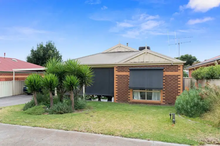 Main view of Homely house listing, 18 Truscott Street, Long Gully VIC 3550