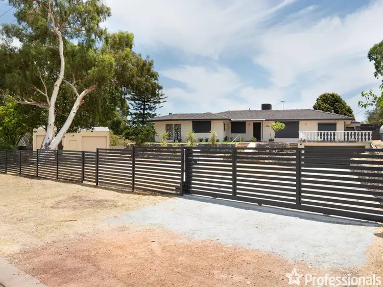 4 Glenwood Place, Helena Valley WA 6056