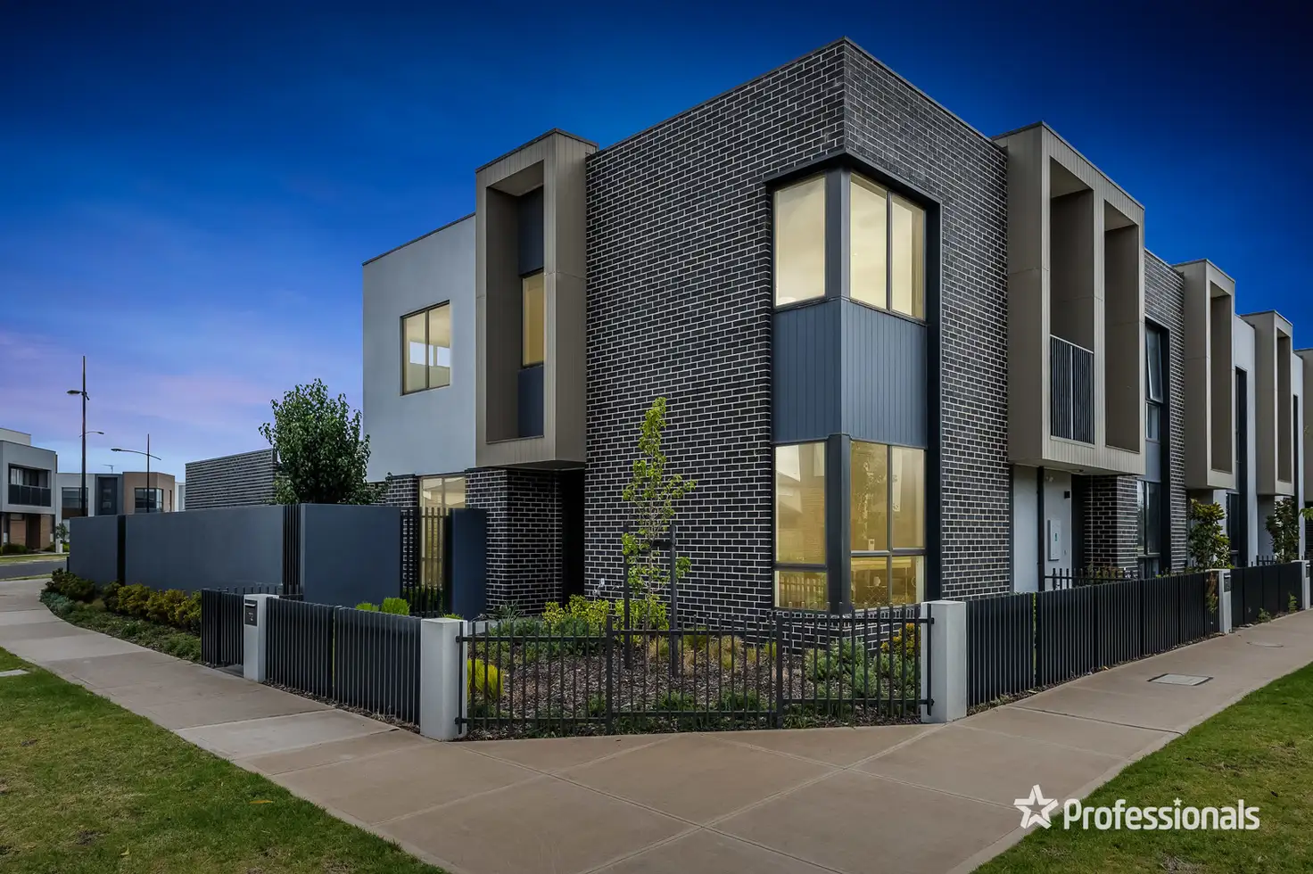 Main view of Homely townhouse listing, 72 Wireless Drive, Aintree VIC 3336