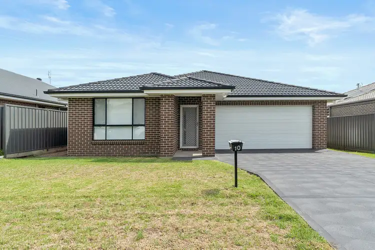 10 Ridgmont Circuit, Thornton NSW 2322