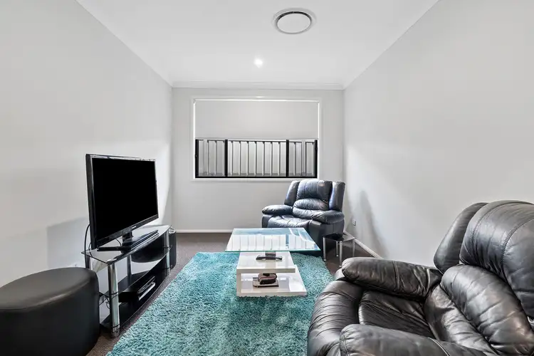 Fifth view of Homely house listing, 10 Ridgmont Circuit, Thornton NSW 2322