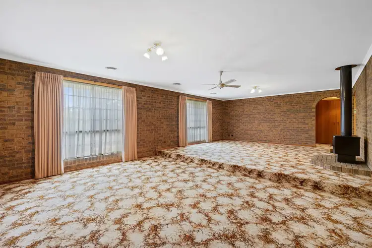 Second view of Homely house listing, 22 Yeramba Close, Strathdale VIC 3550