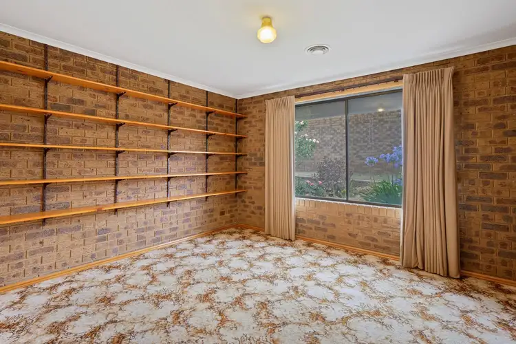 Sixth view of Homely house listing, 22 Yeramba Close, Strathdale VIC 3550
