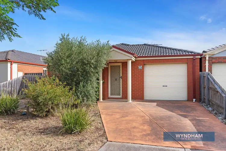 48 Finchley Park Crescent, Tarneit VIC 3029