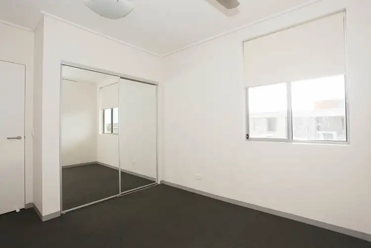 Fifth view of Homely unit listing, 132/64-66 Sickle Avenue, Hope Island QLD 4212