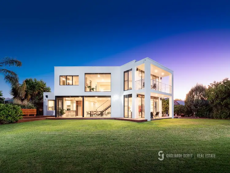 Second view of Homely house listing, 10 Eyre Court, Kialla VIC 3631