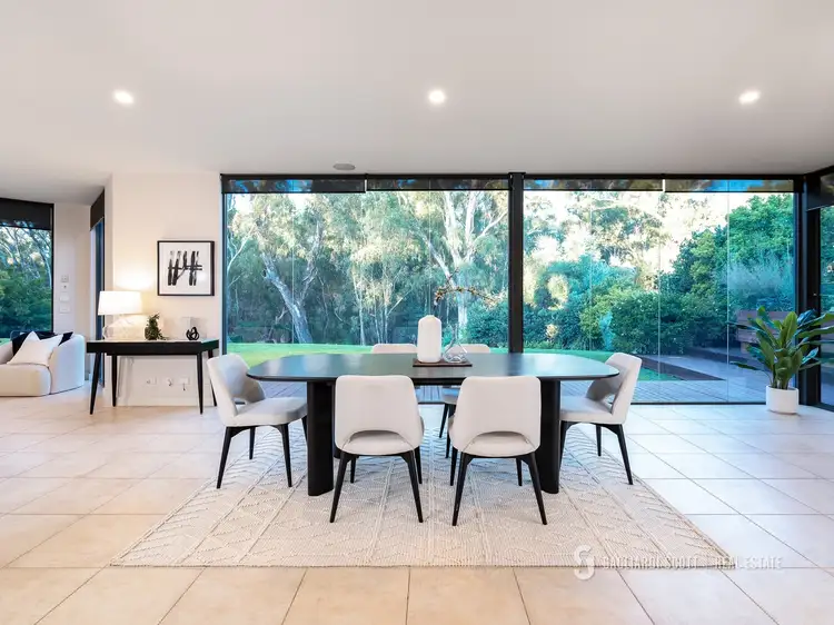 Fifth view of Homely house listing, 10 Eyre Court, Kialla VIC 3631