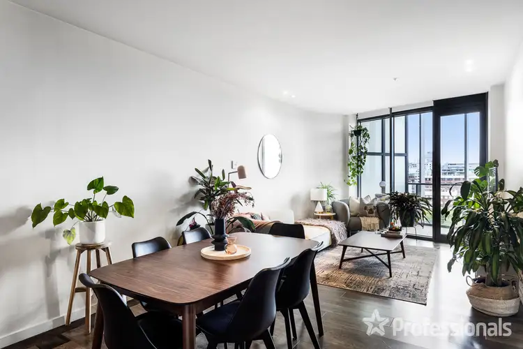 Third view of Homely apartment listing, 915/55 Queens Road, Melbourne VIC 3004